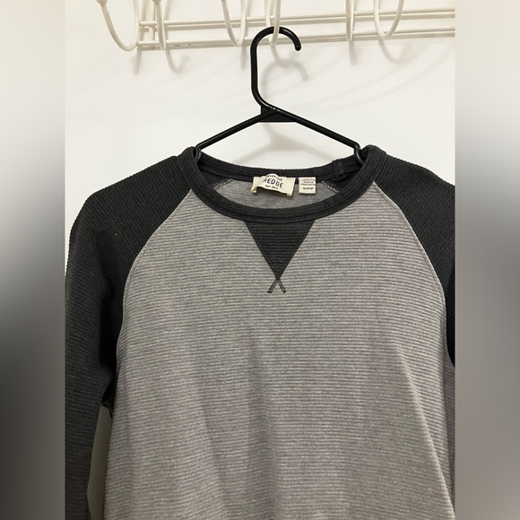 Men’s Grey Ribbed Long Sleeve Shirt Size S - Picture 2 of 6